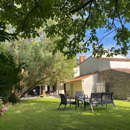 ז'אר-סור-מר Villa Paulownia - A 1,2Km Des Plages - Tout Confort Au Coeur Du Bourg מראה חיצוני תמונה