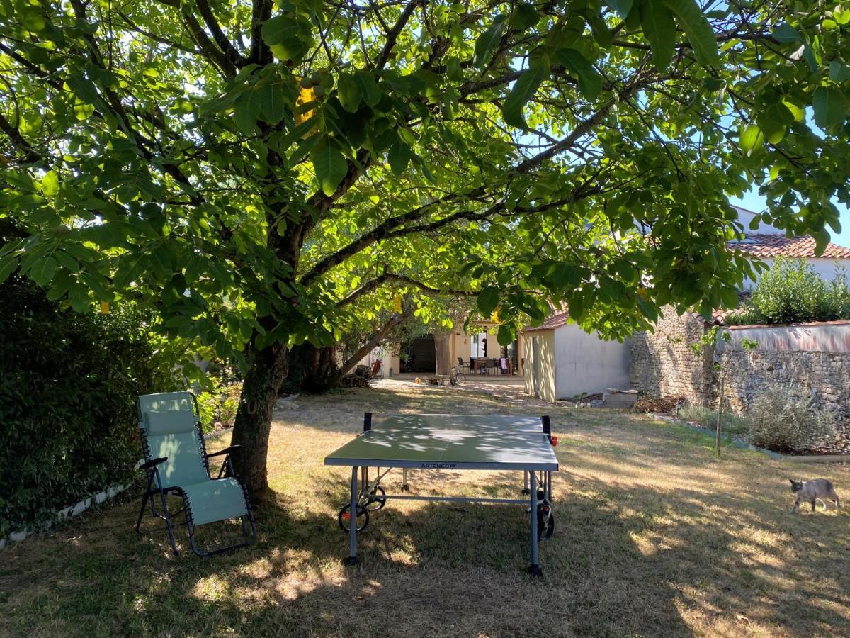 ז'אר-סור-מר Villa Paulownia - A 1,2Km Des Plages - Tout Confort Au Coeur Du Bourg מראה חיצוני תמונה